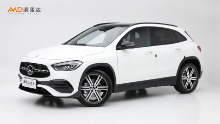 二手奔驰 GLA220 4MATIC