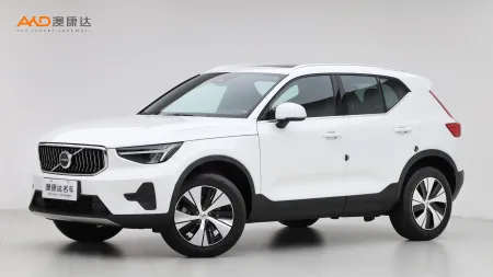 二手沃尔沃XC40 B3 智远豪华版
