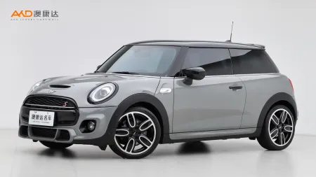 二手Mini COOPER S 赛车手