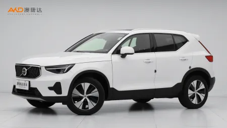 二手沃尔沃XC40 B3 智远豪华版