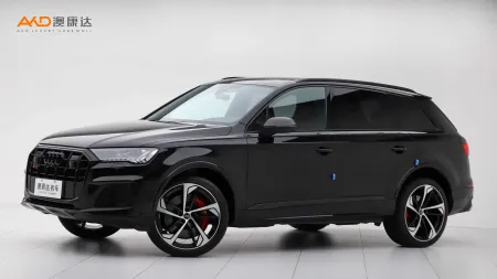 二手奥迪SQ7 4.0TFSI暗夜骑士型