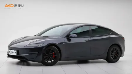 二手特斯拉Model 3 高性能全轮驱动版