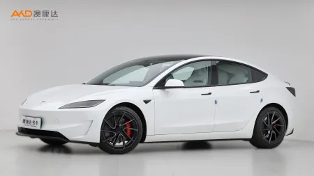 二手特斯拉Model 3 高性能全轮驱动版