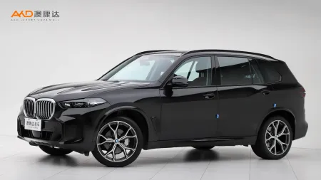 二手宝马X5 xDrive30Li 尊享型M运动曜夜套装