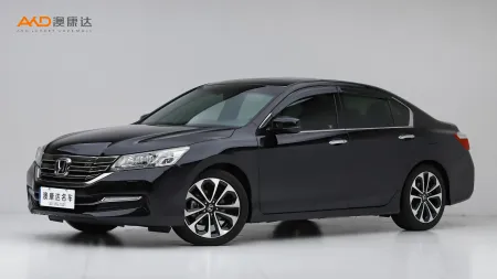 二手雅阁3.0L  VTI尊贵版