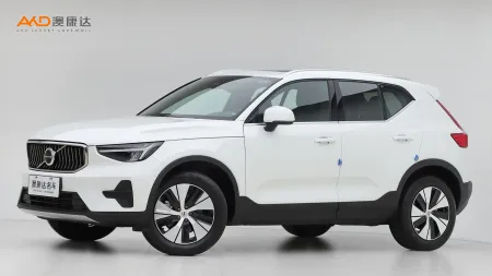 二手沃尔沃XC40 B3 智远豪华版