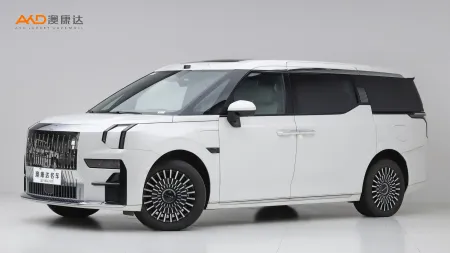 二手极氪009  六座行政版四驱 108kWh