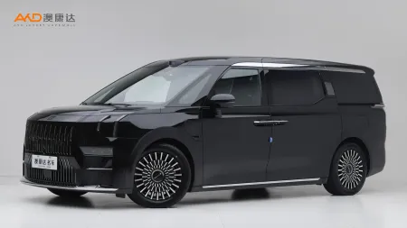 二手极氪009  六座行政版四驱 108kWh