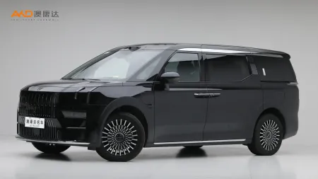 二手极氪009  六座行政版四驱 108kWh