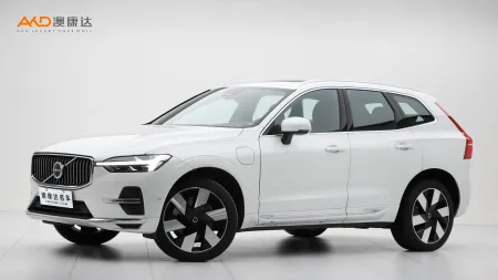二手沃尔沃XC60 T8 插电式混动 长续航四驱智远豪华版